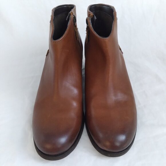 Clarks Brown Boots, women’s size 8 - Picture 1 of 7